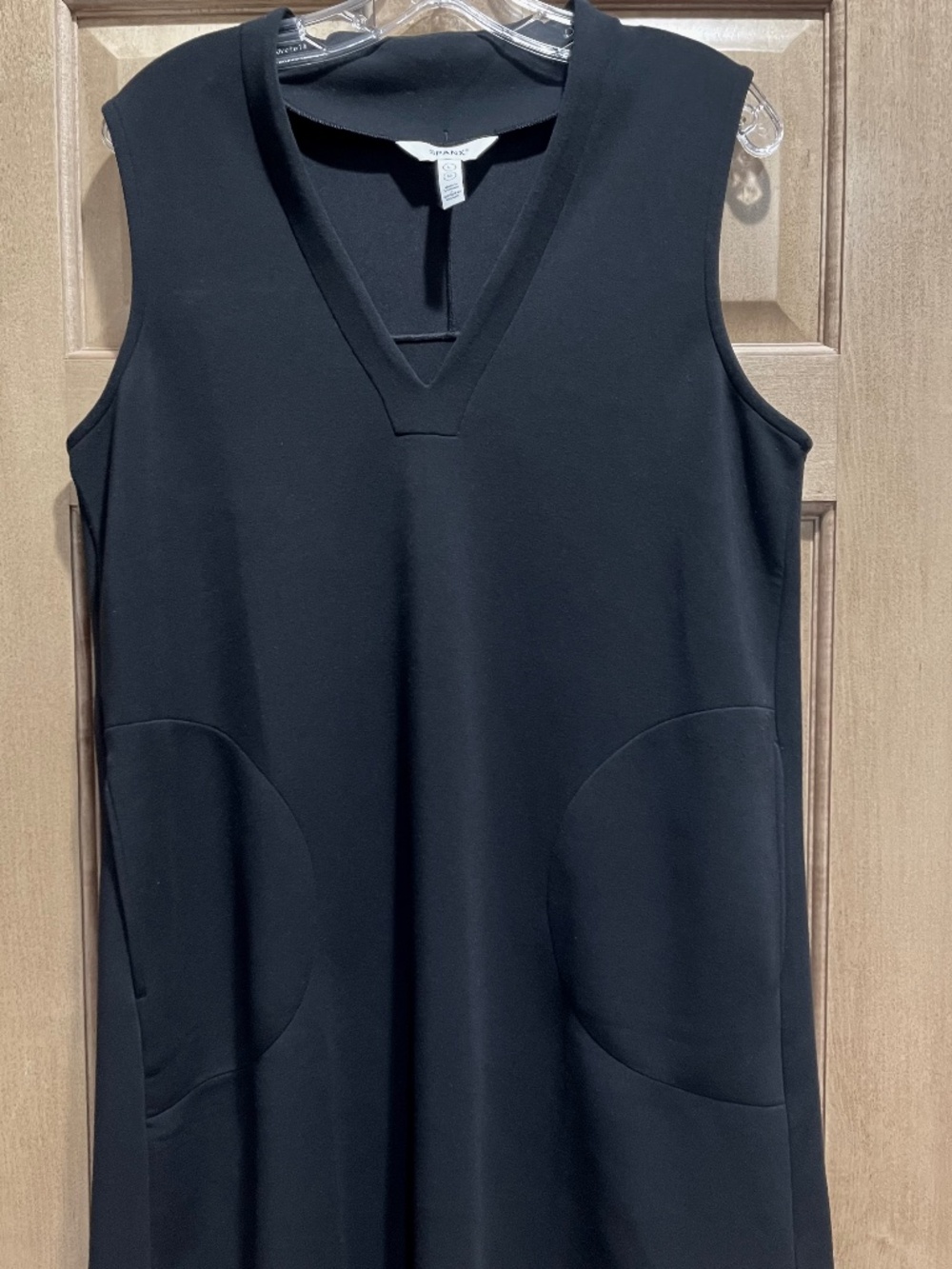 Spanx AirEssentials Sleeveless V-Neck Scuba Black Dress L
